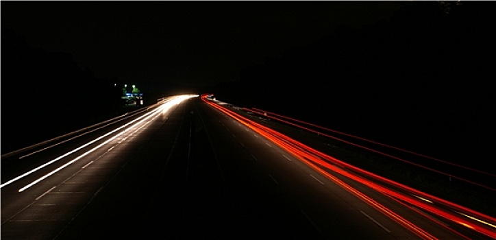 高速公路,夜晚