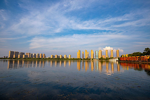 东海县西双湖风景区城市风光