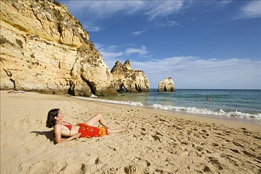 女人,卧,海滩,阿尔加维,葡萄牙