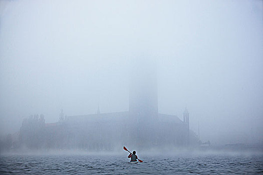 皮划艇手,斯德哥尔摩,市政厅,雾
