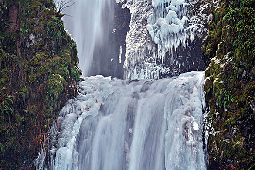 马尔特诺马瀑布,冬天,哥伦比亚峡谷,俄勒冈,美国