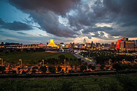 傍晚晚霞夜景