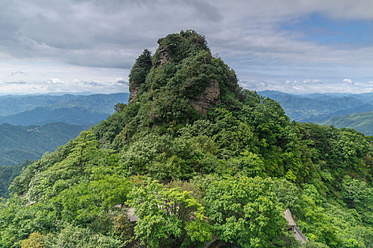 湖北武当山夏日迷人风光