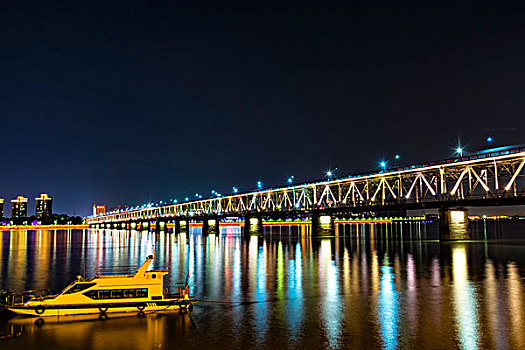 杭州钱塘江夜景钱塘江大桥