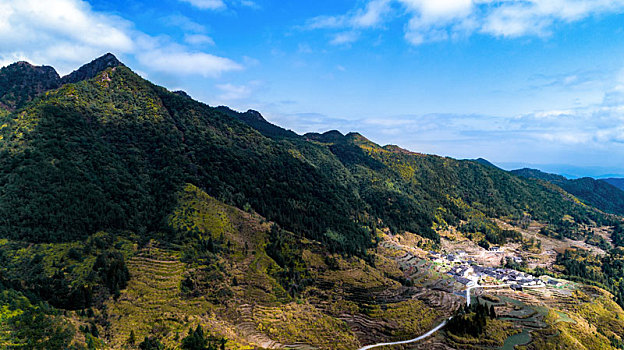 风景优美,小山村