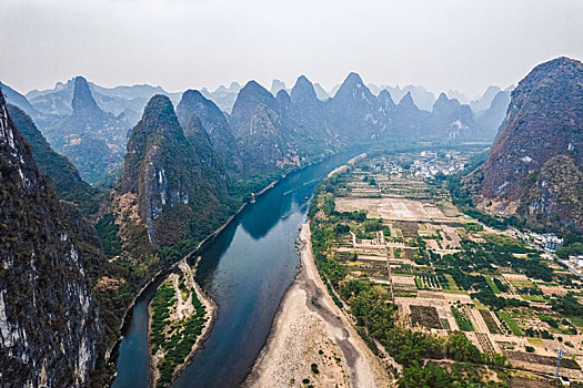 广西桂林山水漓江风光喀斯特地貌自然风光航拍