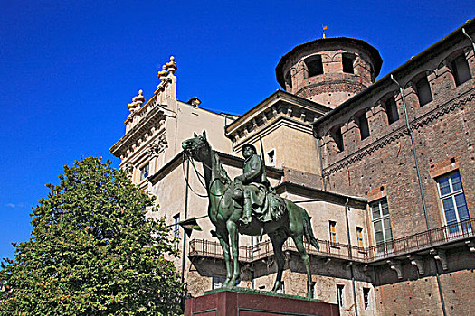 骑马雕像,南方,邸宅,塔,罗马,比勒陀利亚,都灵,意大利,欧洲