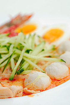泰式咖喱大虾鱼丸