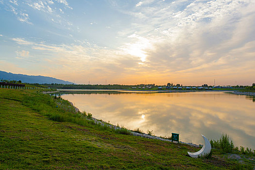 西安鄠邑区天桥湖国际露营地