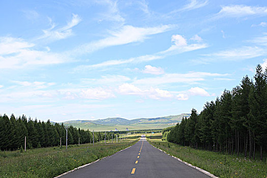 内蒙古赤峰克什克腾旗大兴安岭最高峰黄岗梁