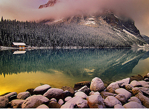 高山湖,班芙国家公园,艾伯塔省,加拿大