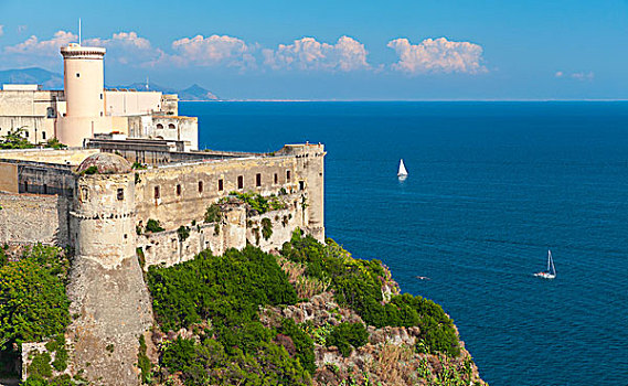城堡,地中海