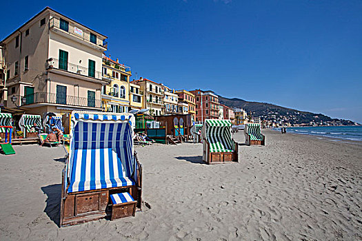 海滩,阿拉西奥,天篷,椅子,房子,里维埃拉,意大利,利古里亚,区域,地中海,欧洲