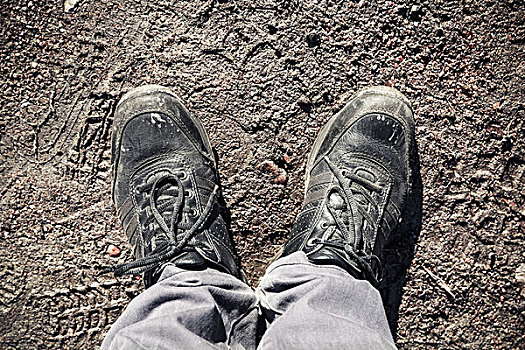 男性,脚,脏,鞋,站立,道路,泥