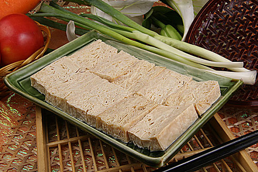 冻豆腐(冻豆腐是把豆腐冻起来就行吗)