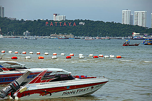 芭提雅金沙滩及海鲜