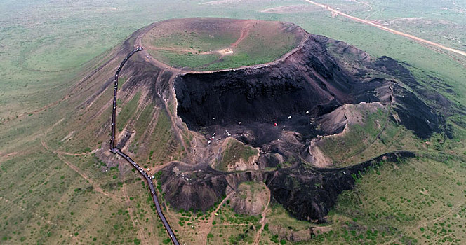 地质奇观,乌兰哈达六号火山
