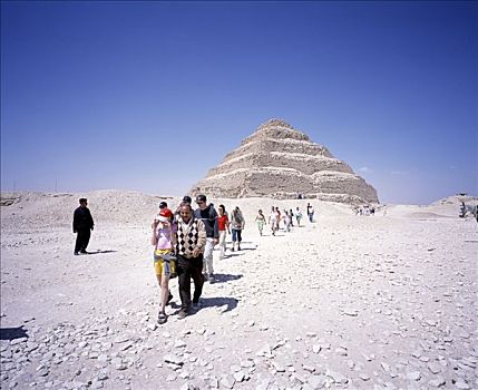 塞加拉,金字塔