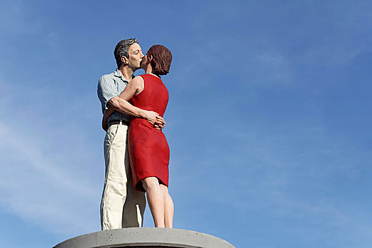 吻,情侣,广告,柱子,正面,蓝天,雕塑,杜塞尔多夫,北莱茵威斯特伐利亚,德国,欧洲