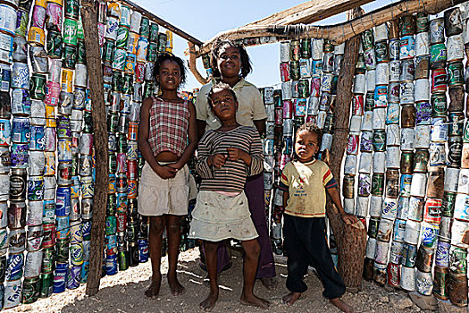 孩子,正面,墙壁,饮料,罐,靠近,纳米比亚,非洲