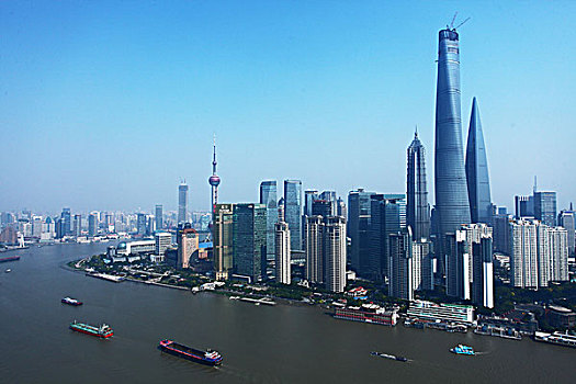 中国,上海,外滩,浦东,浦西,黄浦江,外滩金融中心,东方明珠,金茂大厦,上海中心,环球金融中心,建筑,景点,地标,蓝天