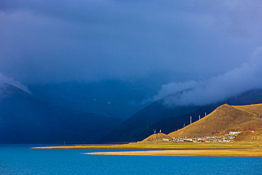 西藏羊湖2