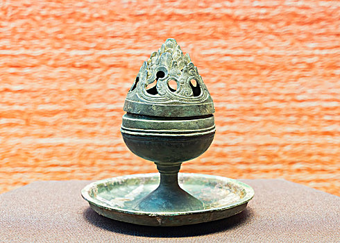 汉代,青铜博山炉