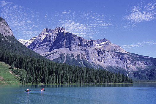 加拿大,不列颠哥伦比亚省,幽鹤国家公园,翡翠湖,独木舟