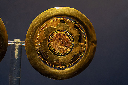 秘鲁西坎国家博物馆藏西坎文化金耳饰