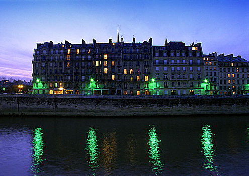 法国,巴黎,塞纳河,夜晚