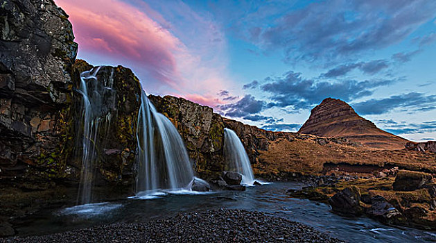小,瀑布,远景,云,照亮,日出,斯奈山半岛,冰岛