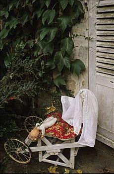 娃娃,红色,垫子,老,折叠婴儿车,花园,墙壁,遮盖,五叶地锦