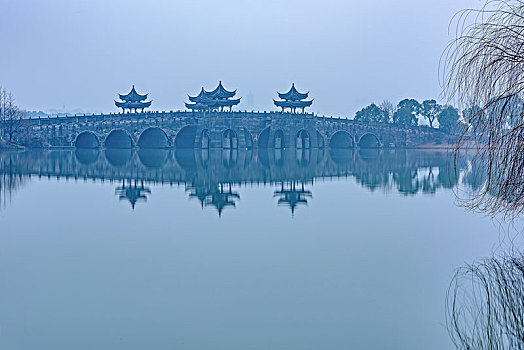 杭州湘湖建筑风光四亭桥