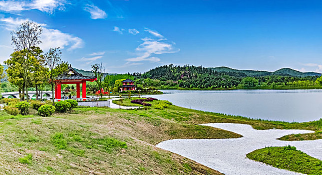 江苏省南京市银杏湖公园山谷湖滨外滩自然景观