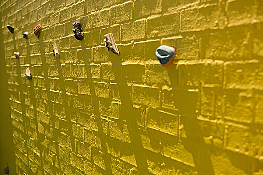全画幅,黄色,攀缘墙,学校