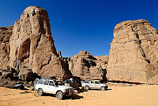 旅游,露营,塔西里,阿哈加尔,塔曼拉塞特,阿尔及利亚,撒哈拉沙漠,北非