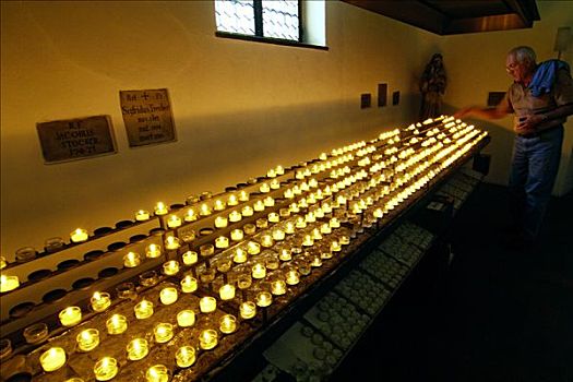 蜡烛,艾塔,寺院