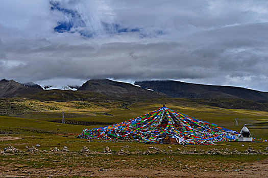 念青唐古拉山风景