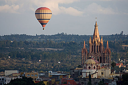 墨西哥,圣米格尔,热气球,漂浮,过去,大教堂