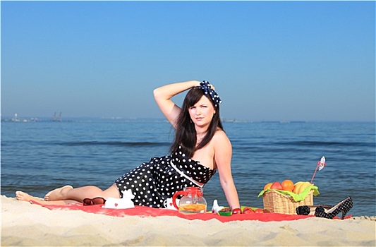 美女,躺着,红色,毯子,沙滩,野餐
