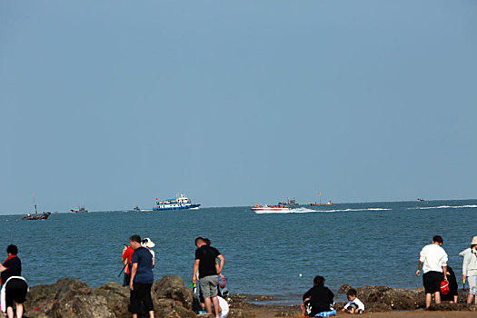 太壮观,万人赶海大军浩浩荡荡登陆太公岛,尽情享受快乐时光