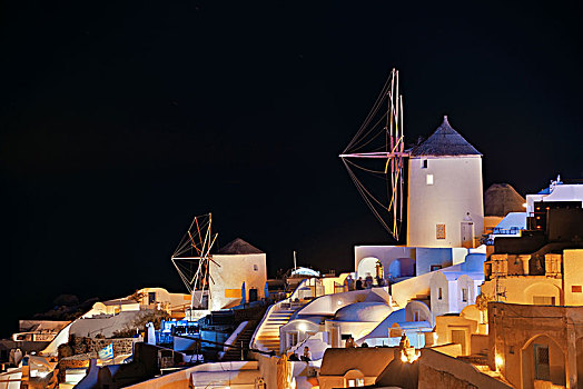 圣托里尼岛,传统风车,夜晚,希腊