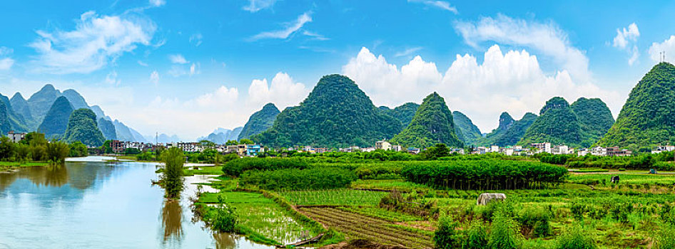 桂林阳朔遇龙河山水风景