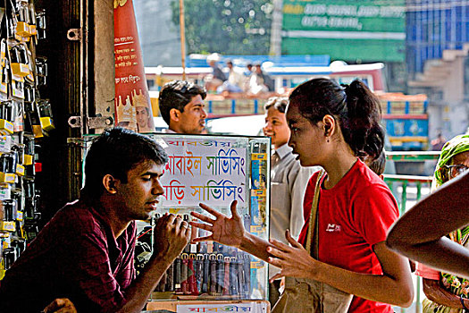讲价,店主,室外,购物,朋友,中心,广场,孟加拉,七月,2008年