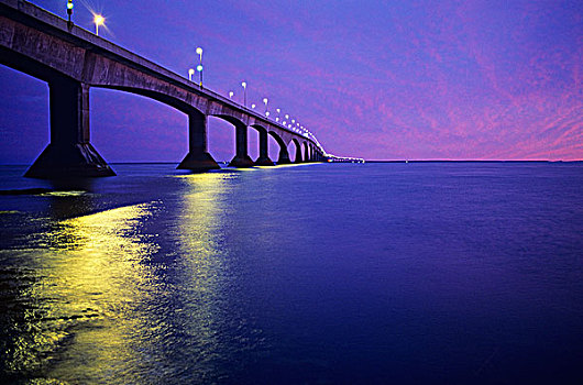 黃昏,联邦大桥,爱德华王子岛,加拿大