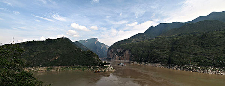 长江三峡瞿塘峡,夔门