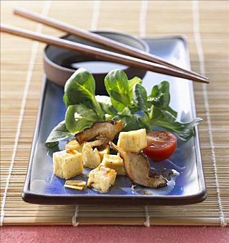 玉米沙拉,豆腐,香菇,日本