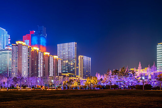 青岛五四广场建筑夜景