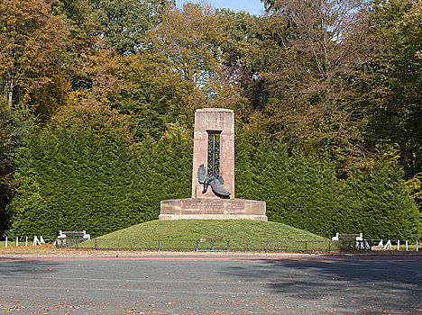 法国贡比涅森林·一战纪念碑