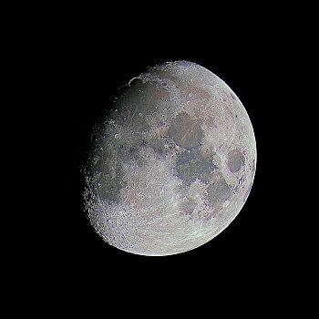 月球摄影之盈凸月
